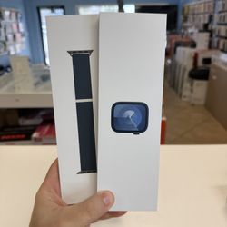 Apple Watch Series 9 - GPS + Cell 45mm Aluminum Case with Midnight New Sealed