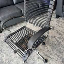 Euro Style Bungie office chair features a distinctive black elastic cord