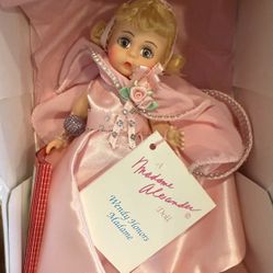 NEW IN BOX VINTAGE NRFB MADAME ALEXANDER WENDY HONORS MADAME 8" DOLL #93-9