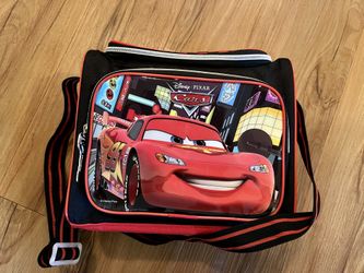 Disney Pixar CARS Lightning mcQueen Insulated Lunch Bag - BRAND NEW