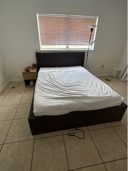 Modern Bedroom Set – Bed Frame, Nightstand & Dresser