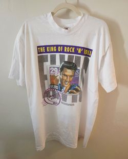 Vintage Elvis Presley "The King of Rock N Roll" 90’s Stamp
T-Shirt Men’s Size XL