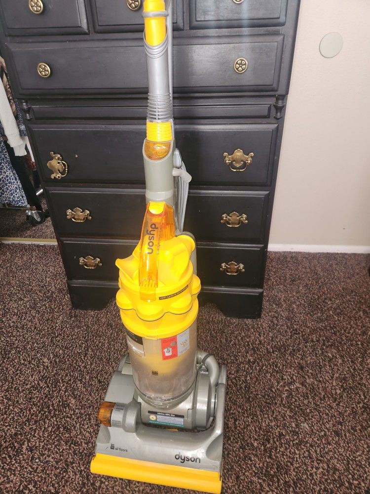 DYSON DC14 all Floors Vacuum