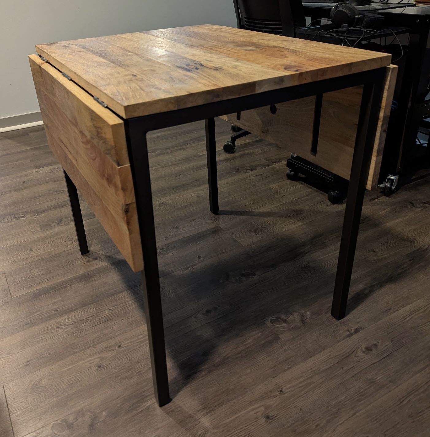 West elm Extendable Table