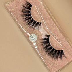 Eyelashes/ lashes