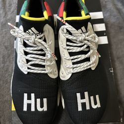 Size 13 - adidas Solar HU Glide x Pharrell Black 2018 - BB8041 Mens Sneakers
