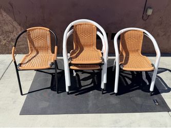 4 Pack Rattan Indoor-Outdoor Restaurant Stack Chair With Curved Back