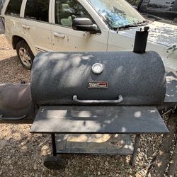 Royal Gourmet Smoker