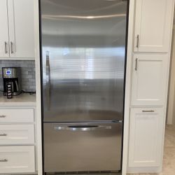 Viking Built In Refrigerator Freezer