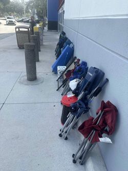 Free Chairs