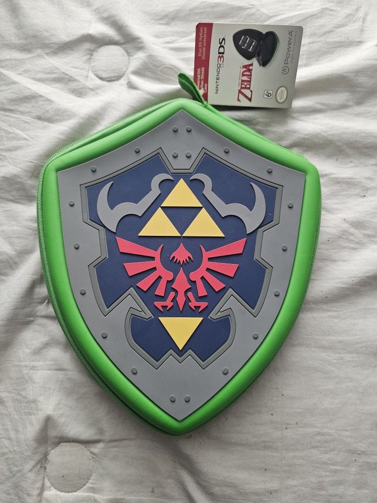 Zelda Video Game Holder. 3DS +