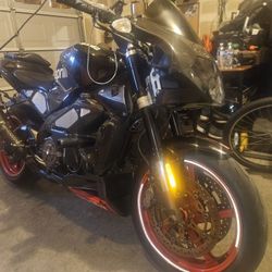2005 aprilia touno 1000r