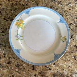 8 Noritake China Dessert Plates