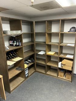 Corner shelf
