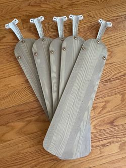 Free fan blades