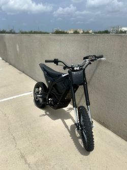 All black YOZMA in 10            (negotiable)