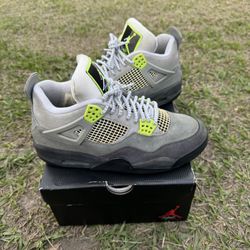 Jordan 4