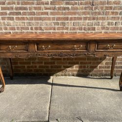 French Provincial Style Entry Table