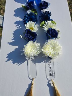 Floral graduation lei