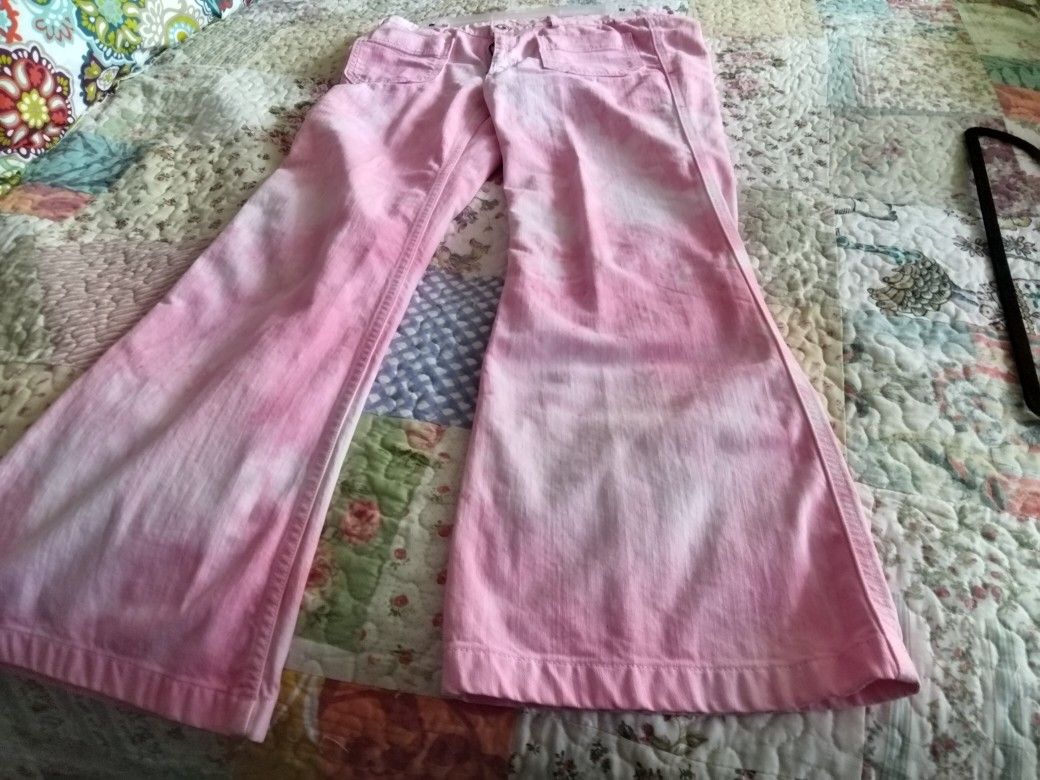Vintage Ladies Levi's Flare Bottom Four Pockets