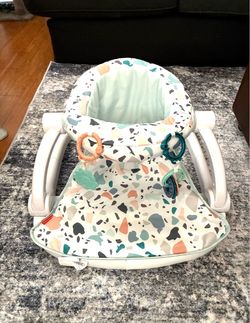 Fisher-Price sit me up