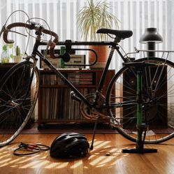 Vintage Raleigh Routier Bicycle Road Bike + Many Accessories