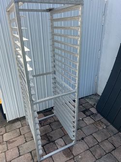 Restaurant aluminum racks