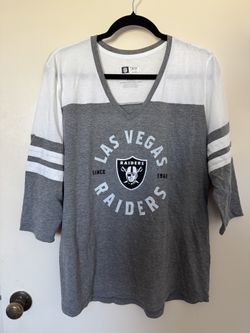 NFL Las Vegas Raiders 3/4 sleeve V-Neck in Grey & White size XL NWOT