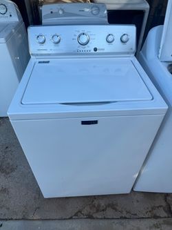Maytag washr 3.8 CUFT