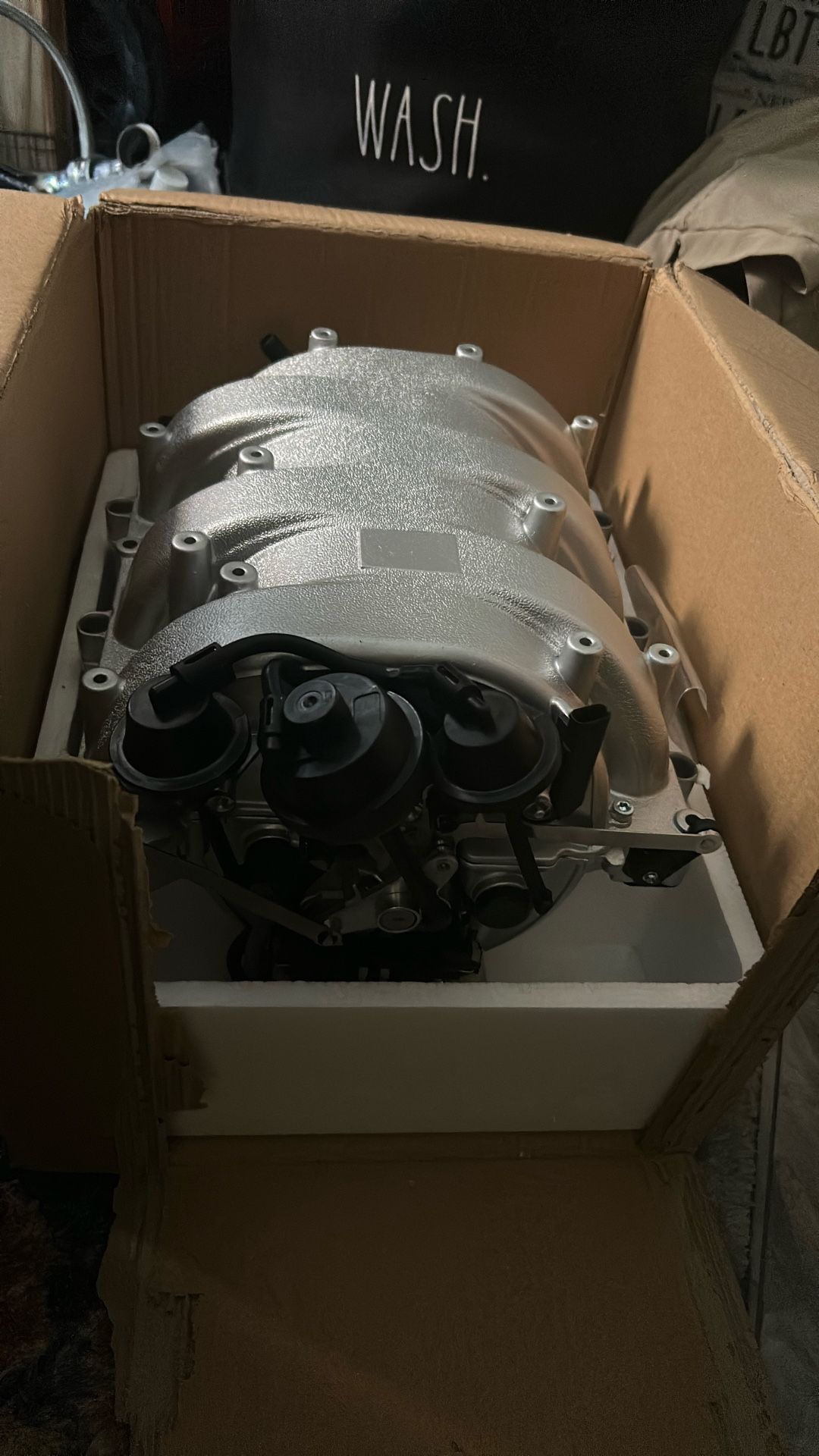 I take Manifold Mercedes Benz 2006,2019 