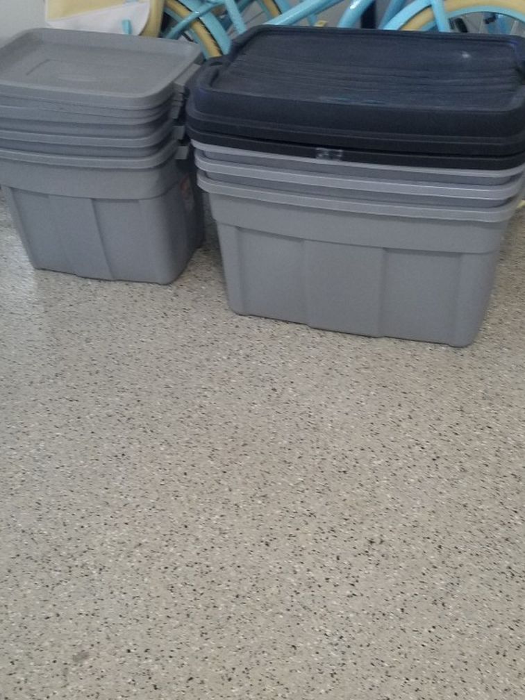 6 Storage Totes