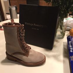 Vintage Foundry ladies boots