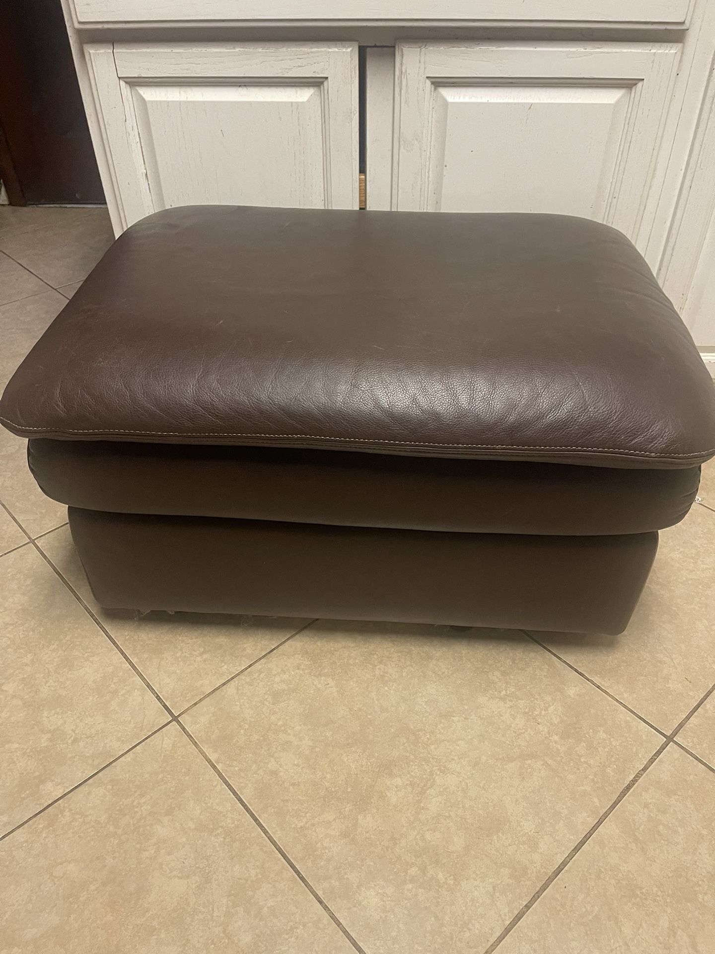 Rolling Ottoman