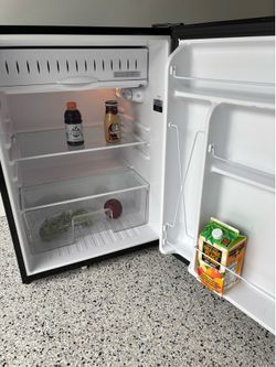 Mini Fridge in Stainless Steel - GE - 5.6 cu ft