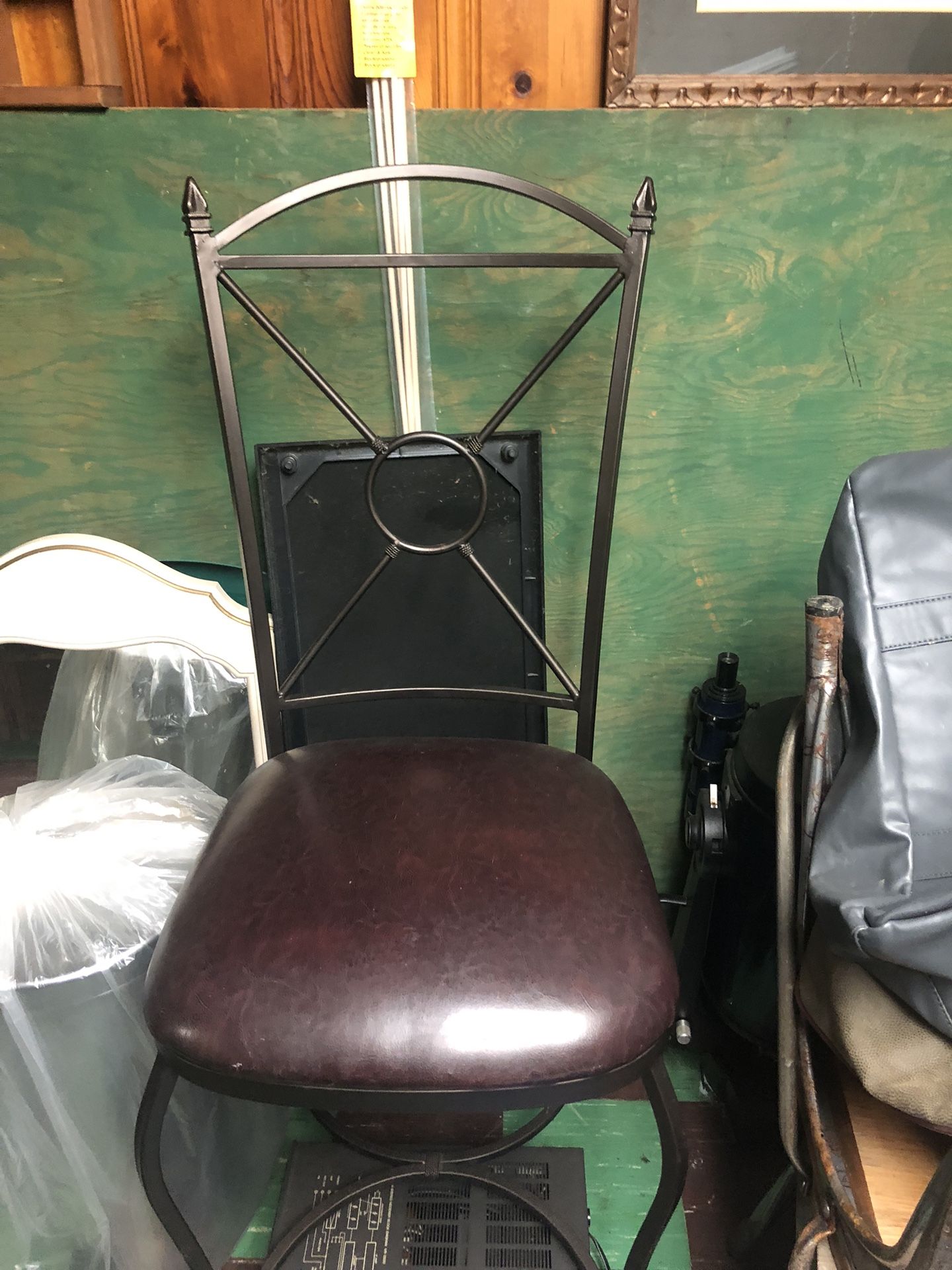 Two Matching Counter Stools Kitchen Bar Etc Leather Seats No Tears