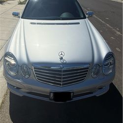 2009 Mercedes E350 Fully Loaded 