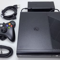 Microsoft XBox 360E Gaming System BLACK Video Game Console 4GB Bundle XBOX 360 E