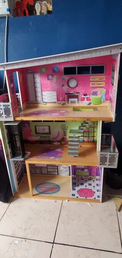 Doll House