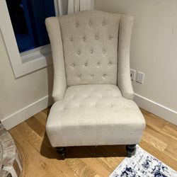 Accent Chair 