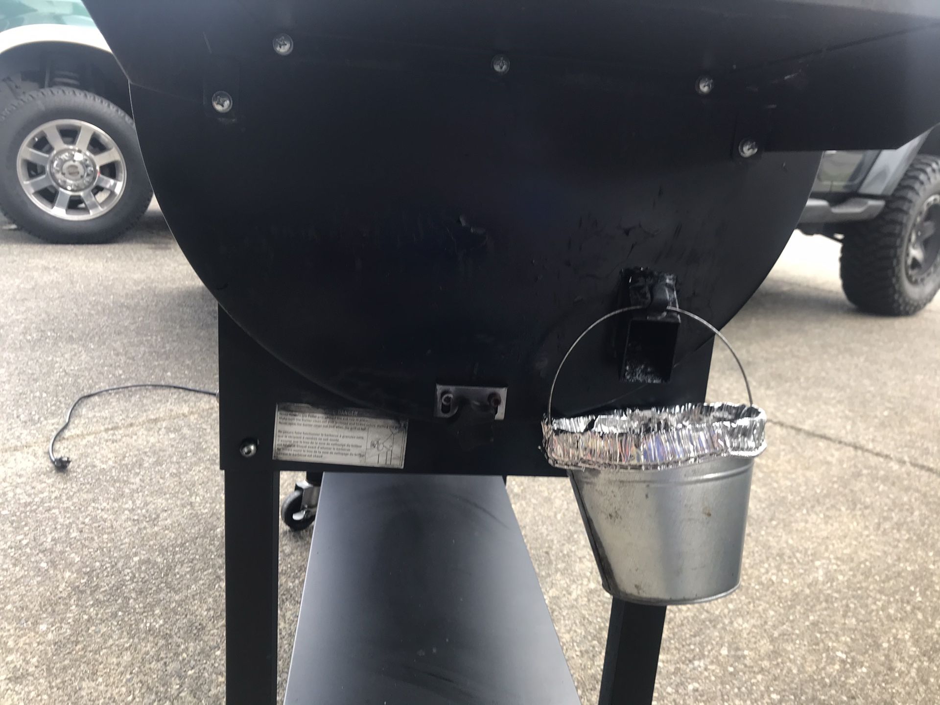 Cabela’s Pro Pellet Grill 36” for Sale in Olympia, WA OfferUp