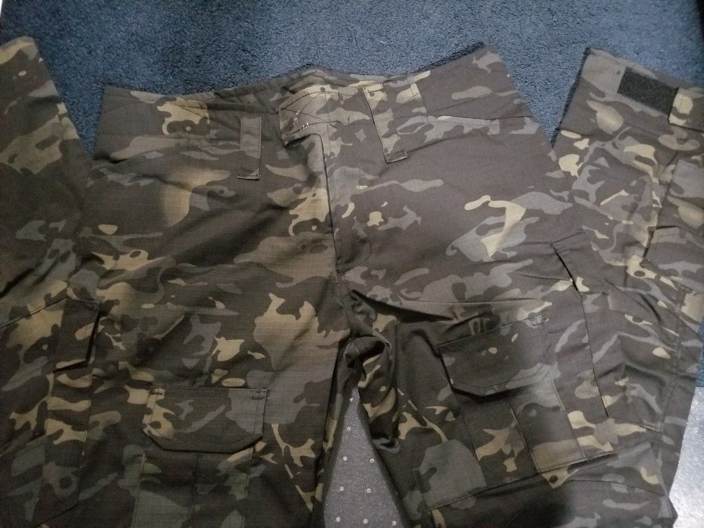 Camo Pants 