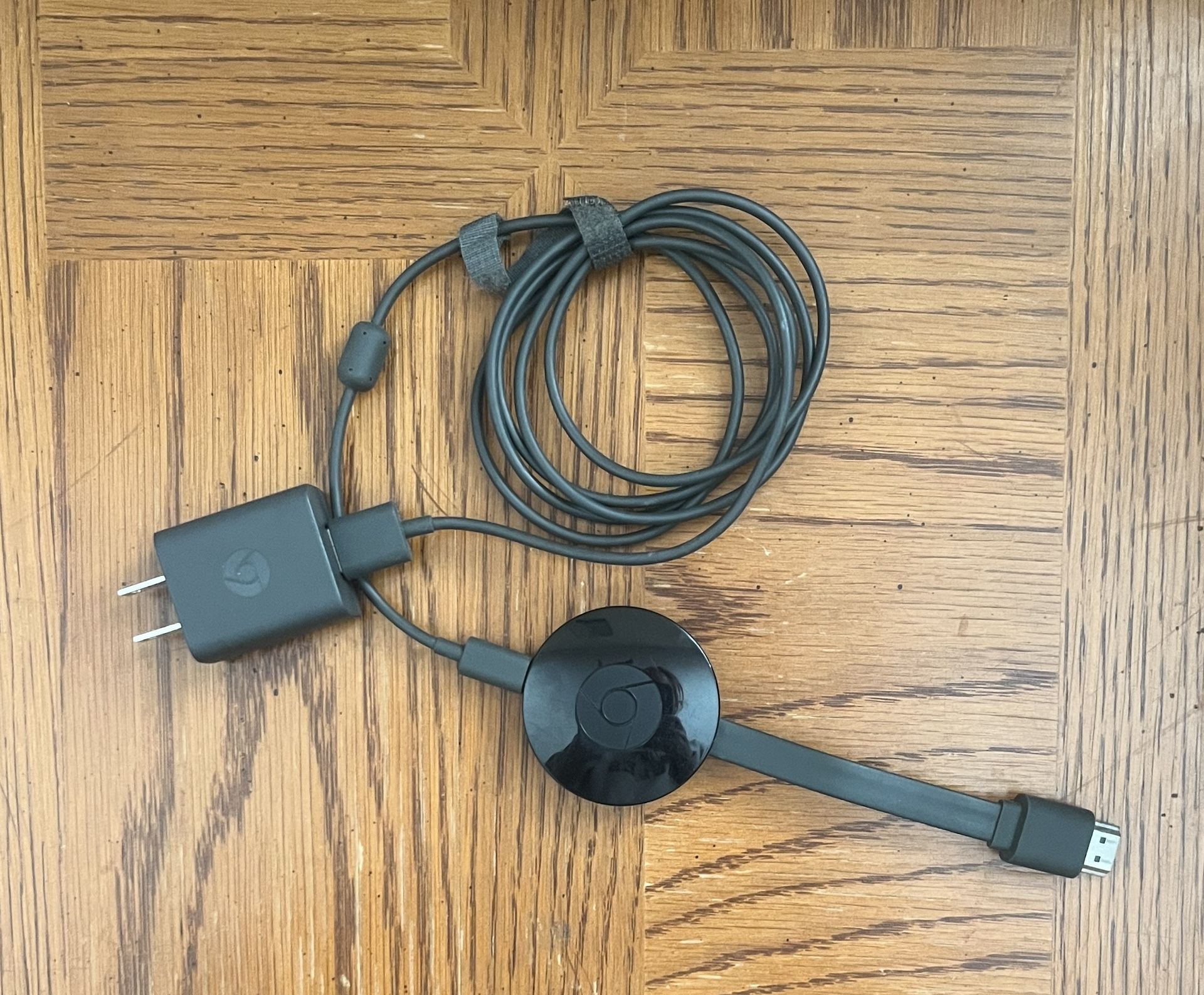 Google Chromecast 2 1080p Media Streaming Device