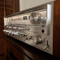Pioneer SX-980  80 Watts Per Ch Excellent