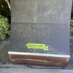 Ramptech Skate Quarter Pipe