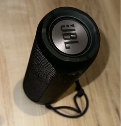 JBL Bluetooth Flip essential4
