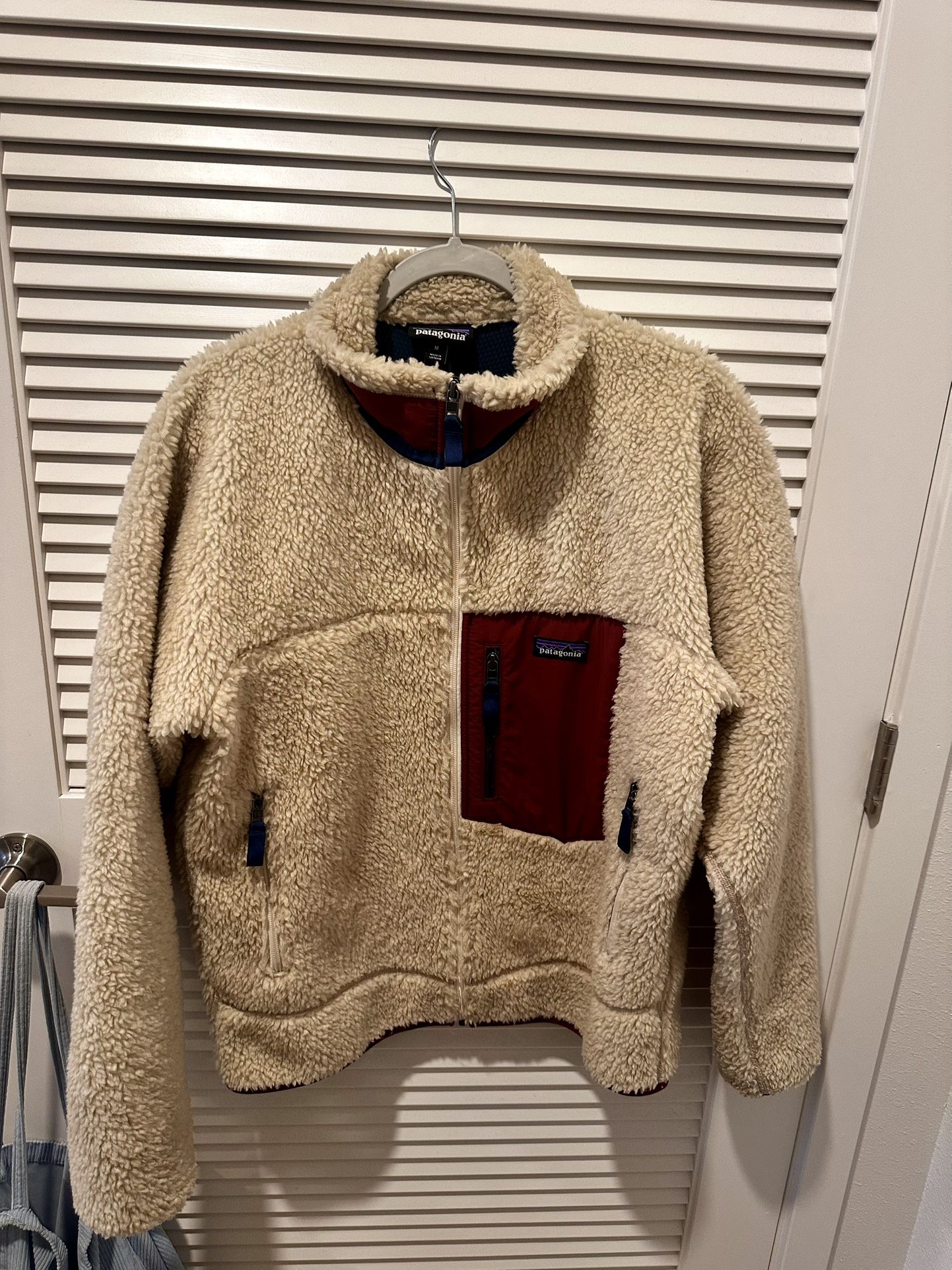Patagonia retro-x size M