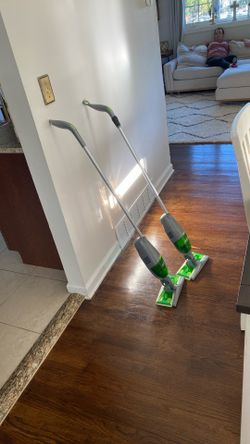 SWIFFER SWEEP N VAC GENTLY USED 