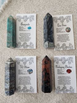 Natural Crystal Tower Bundle – 4 Piece Set + Info Cards