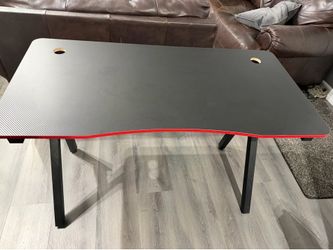 Gaming table