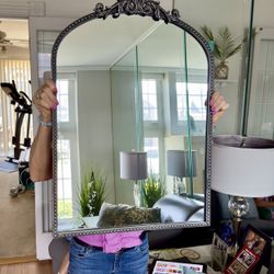 BEAUTIFUL ARCHED MIRROR 